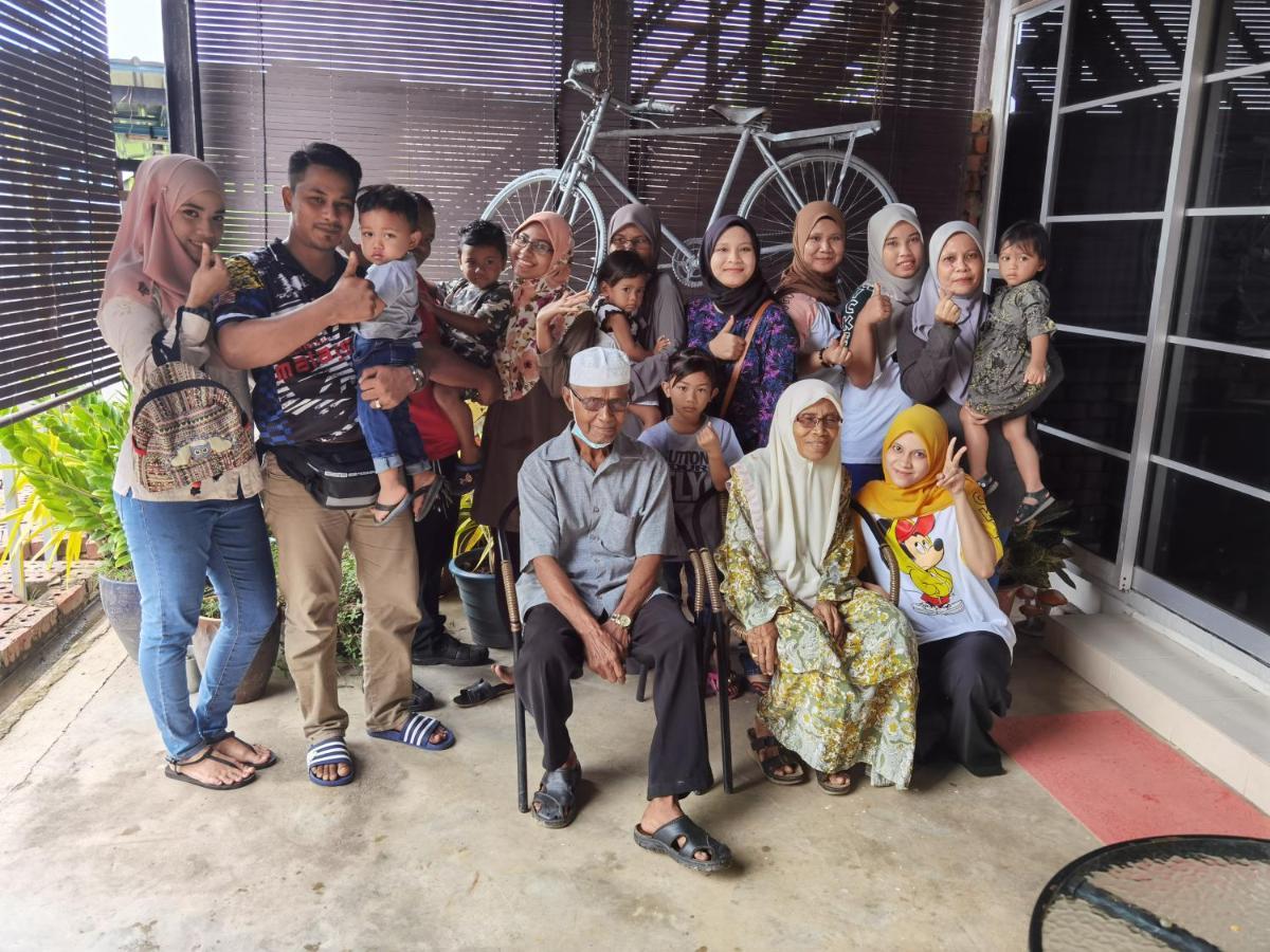 Dangau Sala D'Kontena アロースター エクステリア 写真