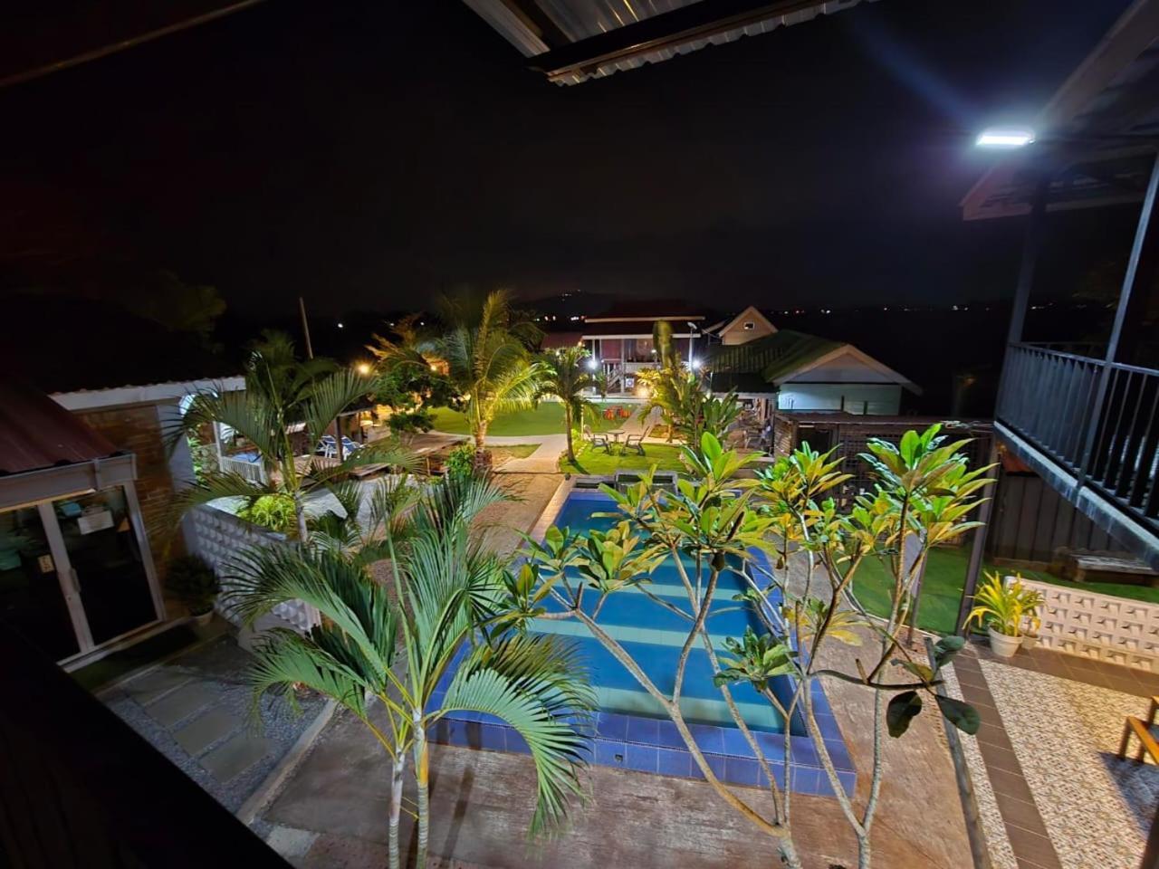 Dangau Sala D'Kontena アロースター エクステリア 写真